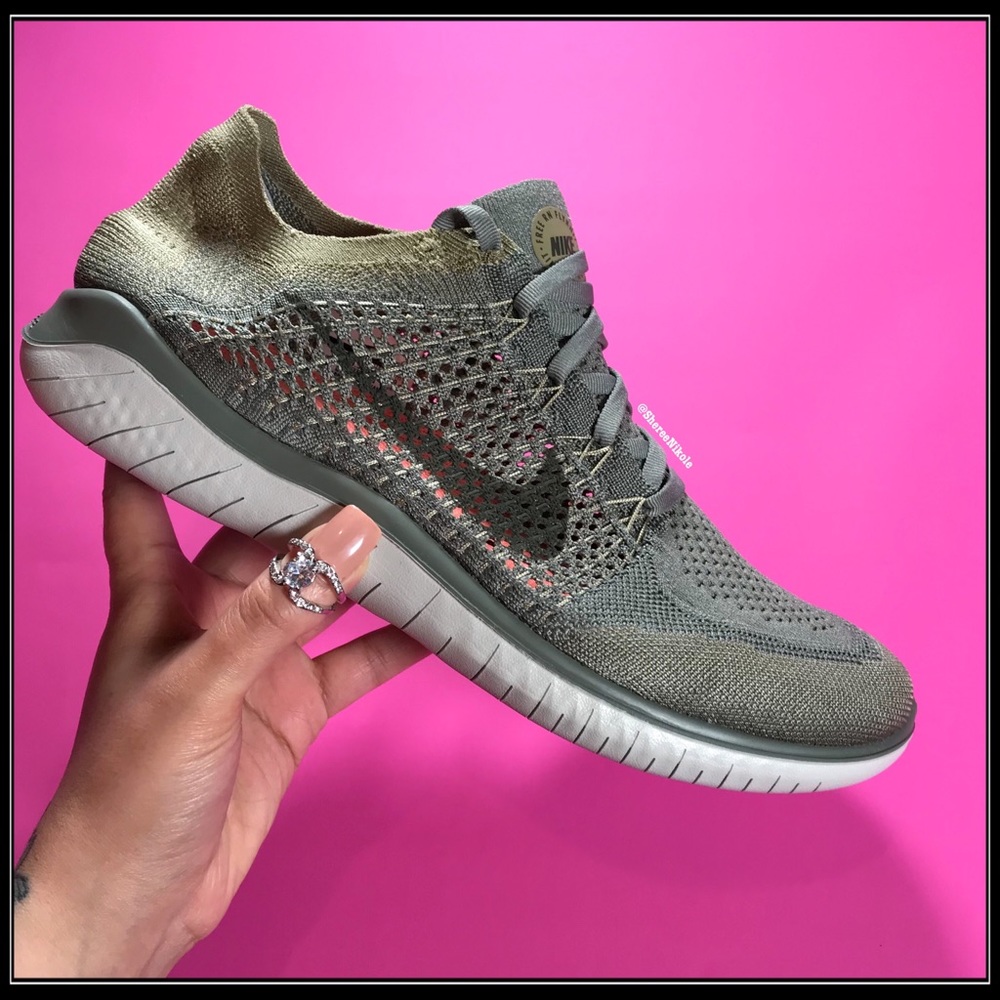 NIKE Shoe Free RN Flyknit BRAND NEW Womens Sneaker